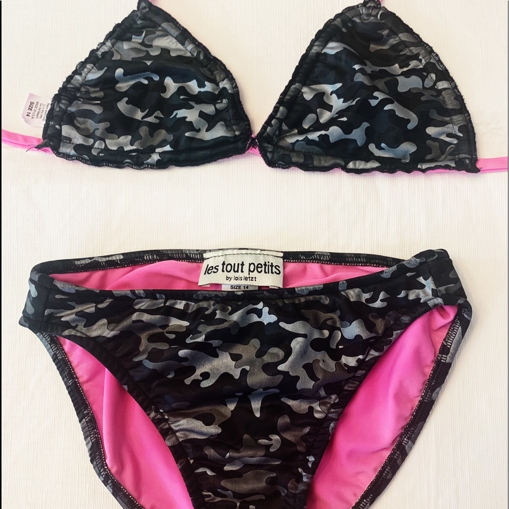 Triangle bikini set